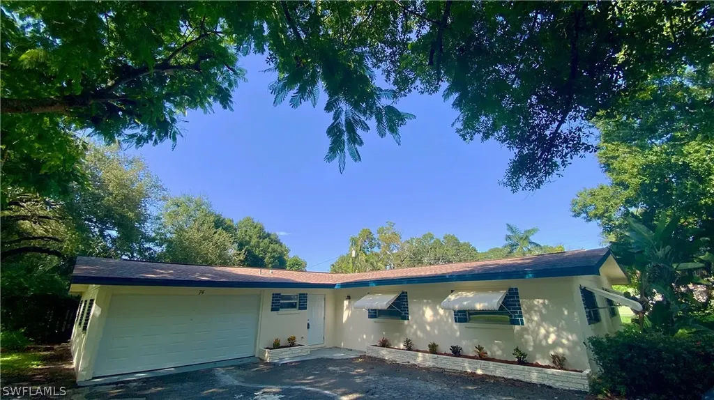 74 Seminole Court Fort Myers FL 33916