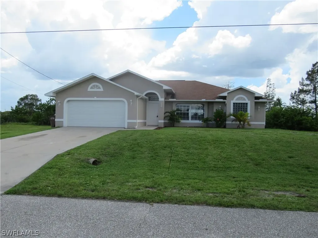 1712 NW 6th Place Cape Coral FL 33993