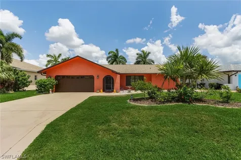2313 SE 16th Street Cape Coral FL 33990