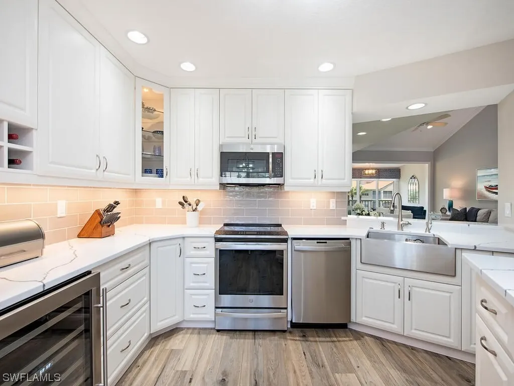 8315 Excalibur Circle Naples FL 34108