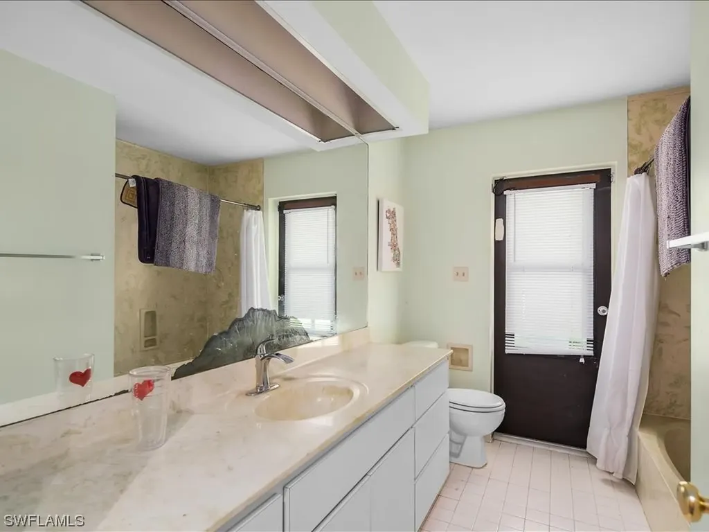 5880 Autumn Oaks Lane Naples FL 34119