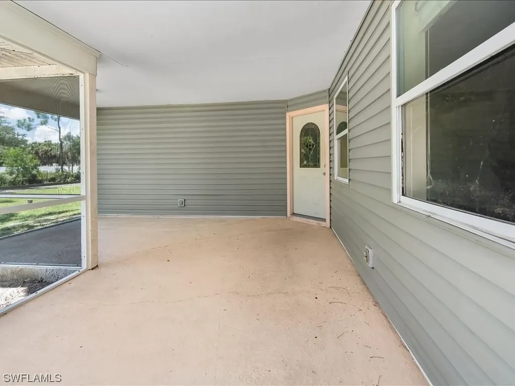 5880 Autumn Oaks Lane Naples FL 34119