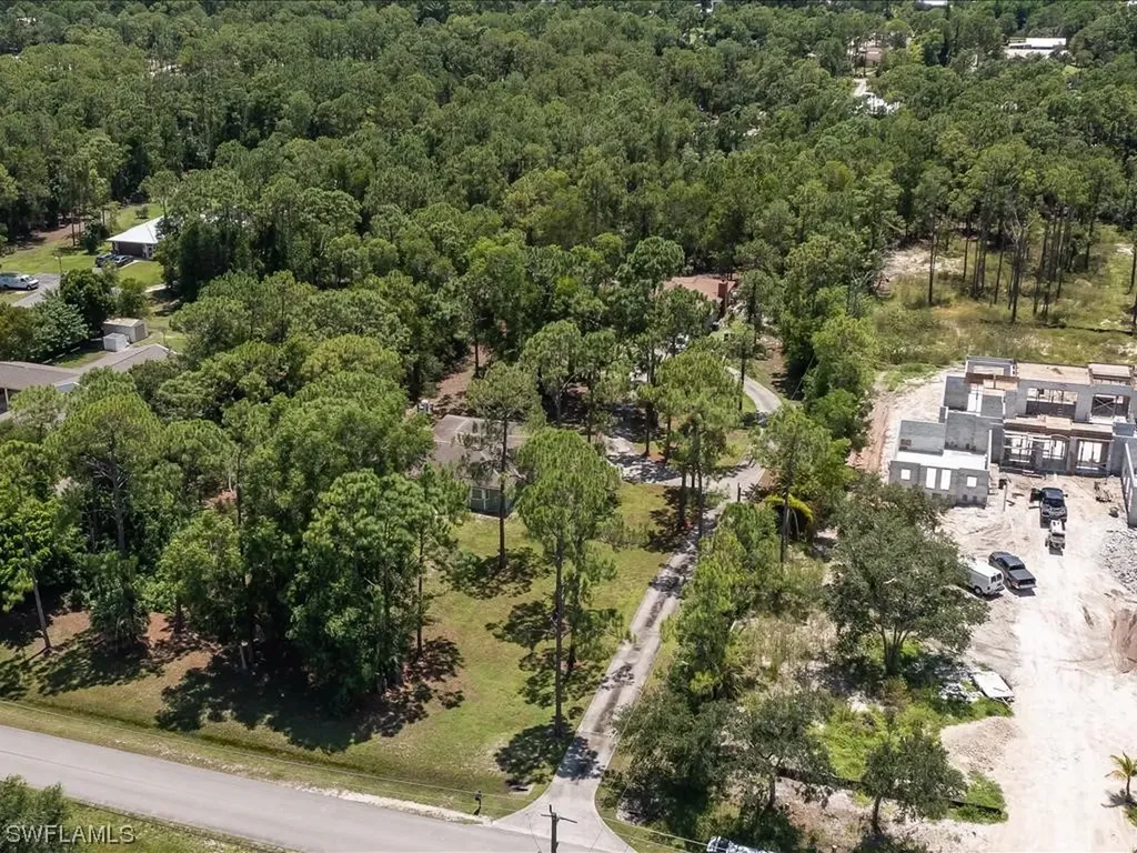 5880 Autumn Oaks Lane Naples FL 34119