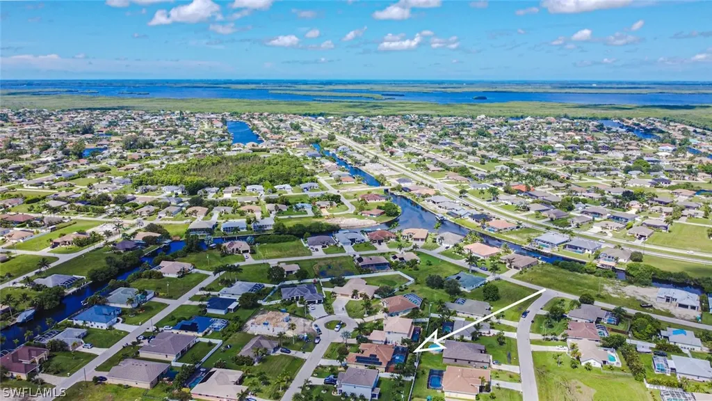 2321 SW 27th Terrace Cape Coral FL 33914