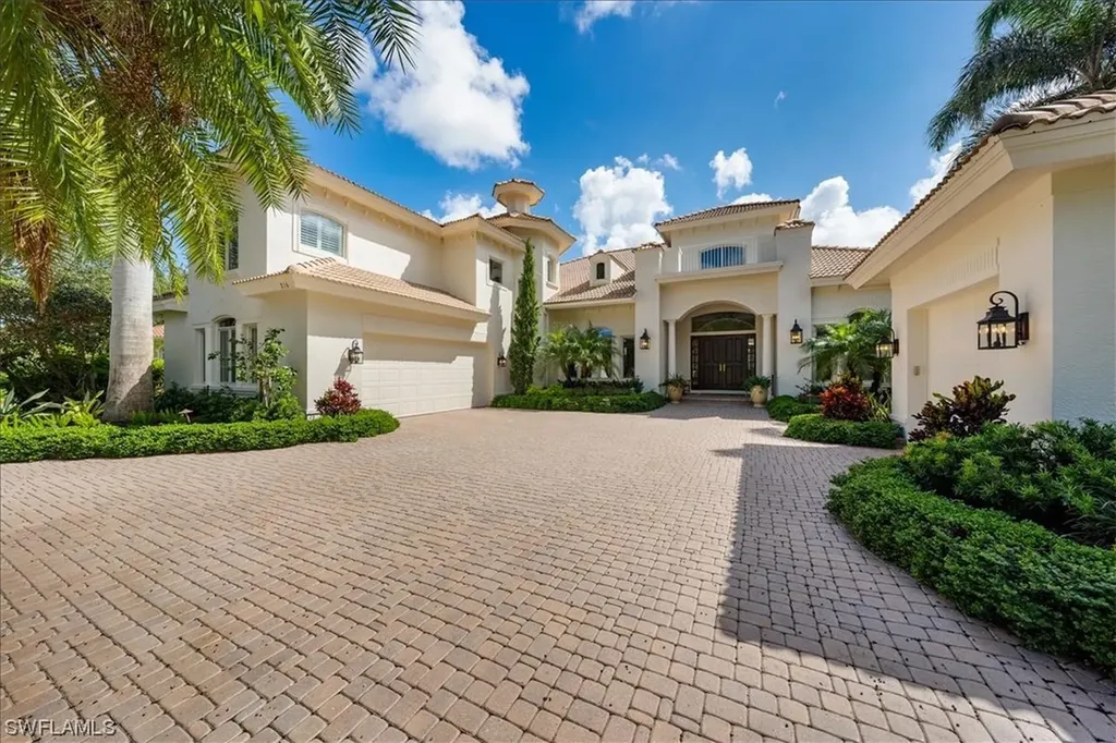 216 Cheshire Way Naples FL 34110