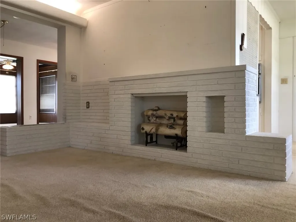 2043 Maravilla Circle Fort Myers FL 33901