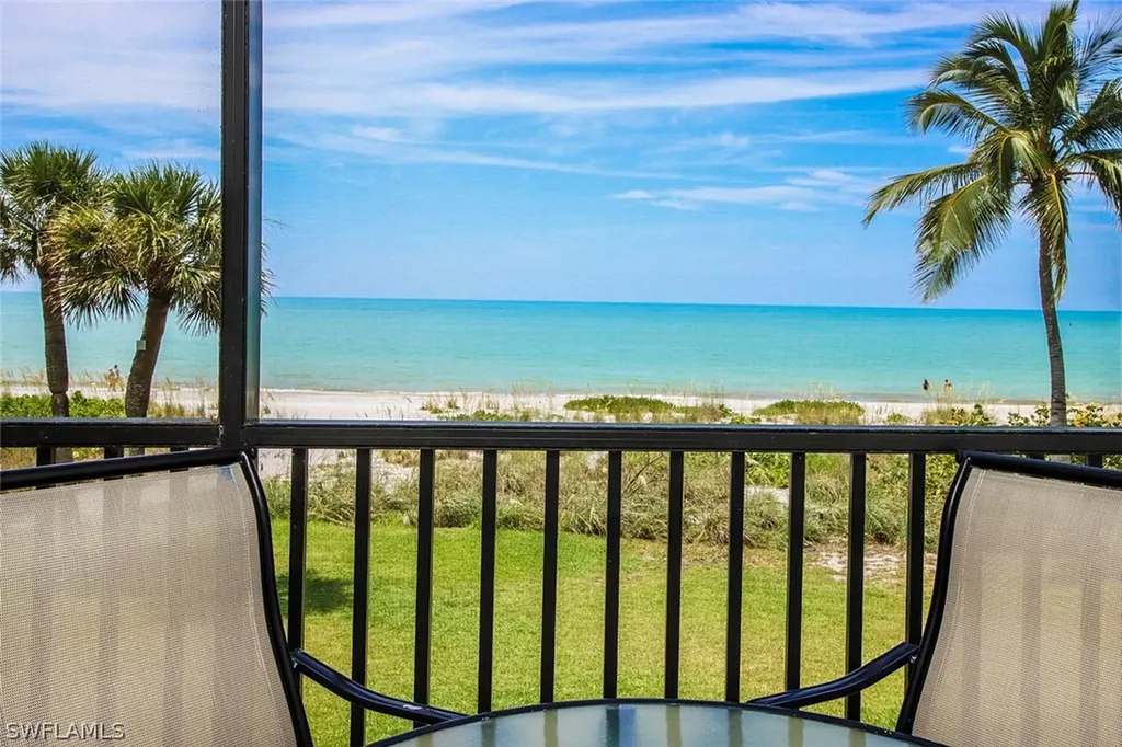 2445 W Gulf Drive Sanibel FL 33957