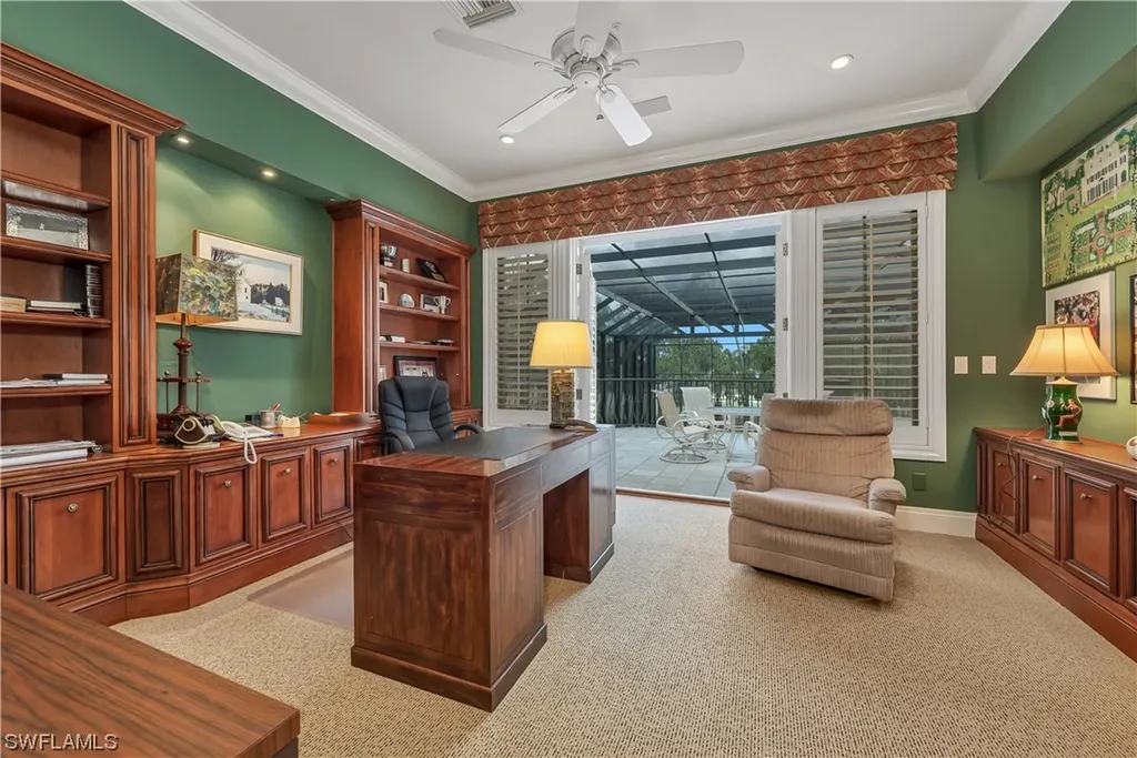 336 Edgemere Way E Naples FL 34105