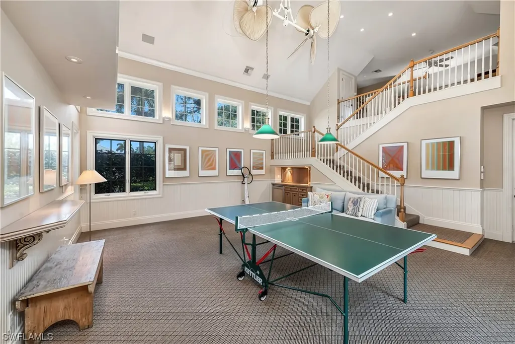 336 Edgemere Way E Naples FL 34105