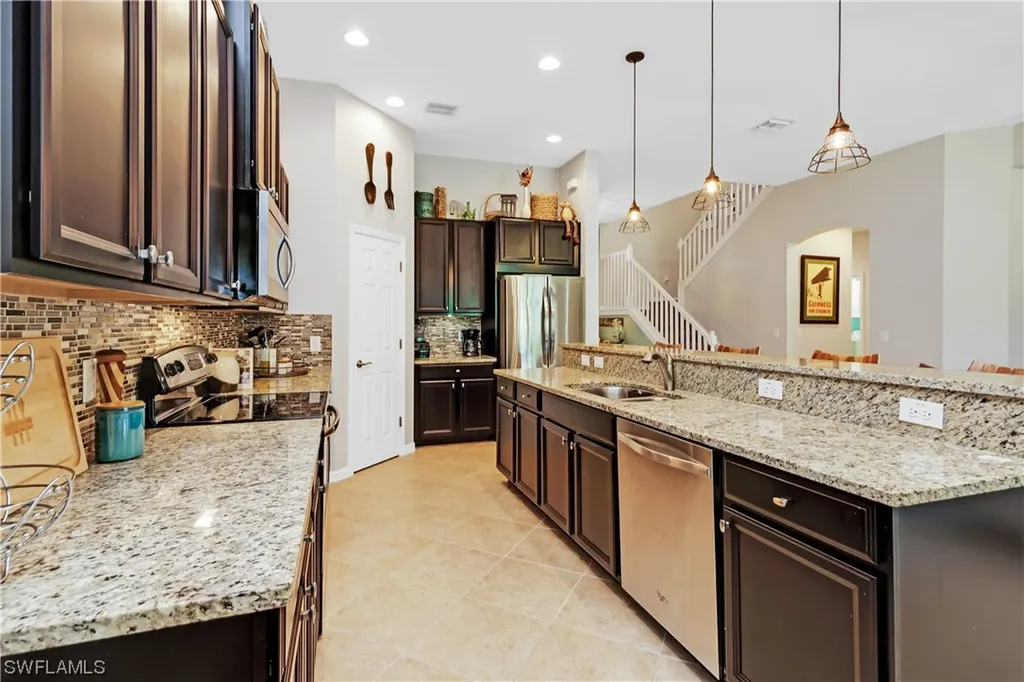 7758 Bucks Run Drive Naples FL 34120
