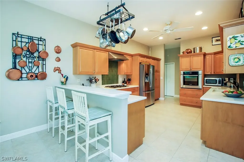 852 Birdie View Point Sanibel FL 33957
