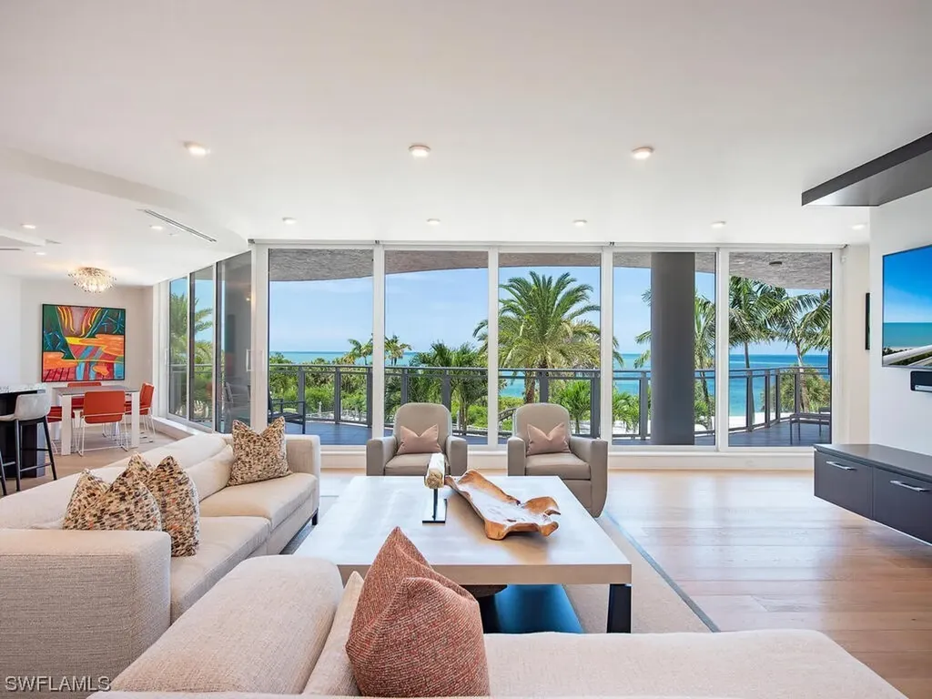 8231 Bay Colony Drive Naples FL 34108