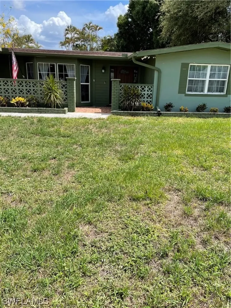 1646 Jefferson Avenue Fort Myers FL 33901