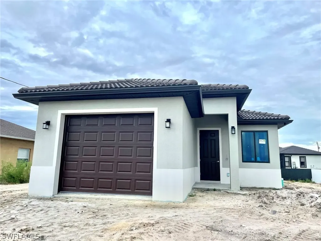 4105 15th Street SW Lehigh Acres FL 33976