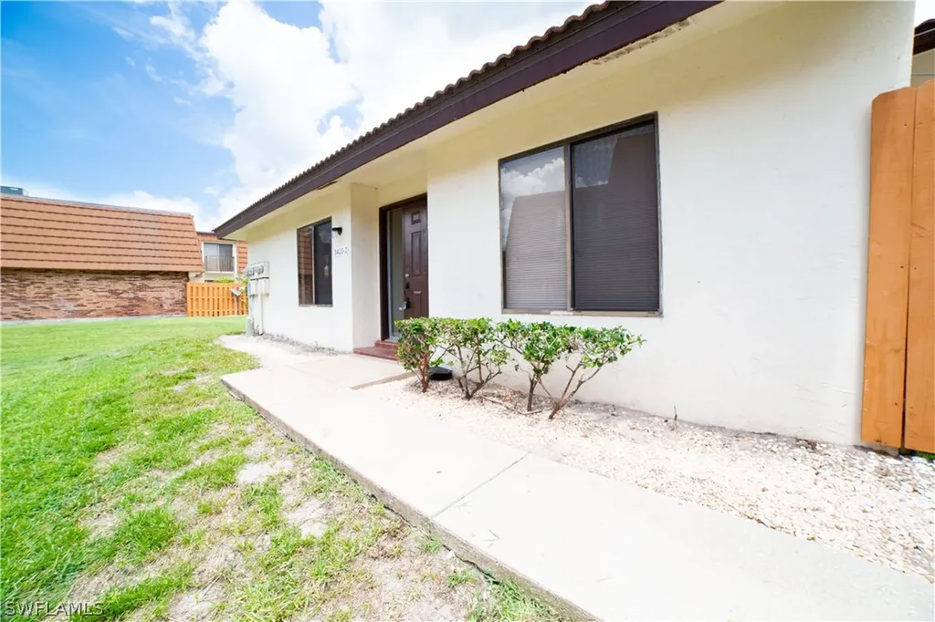 1420 Park Shore Circle Fort Myers FL 33901