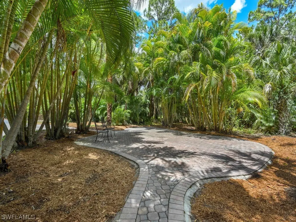 5791 Napa Woods Way Naples FL 34116
