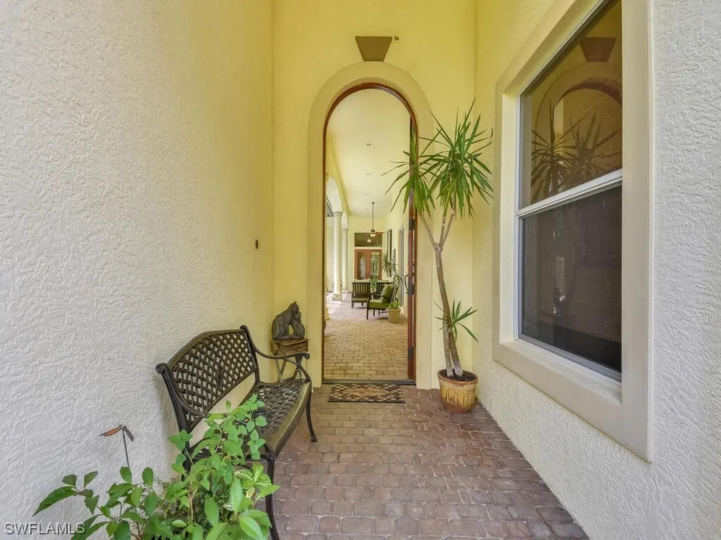 5791 Napa Woods Way Naples FL 34116