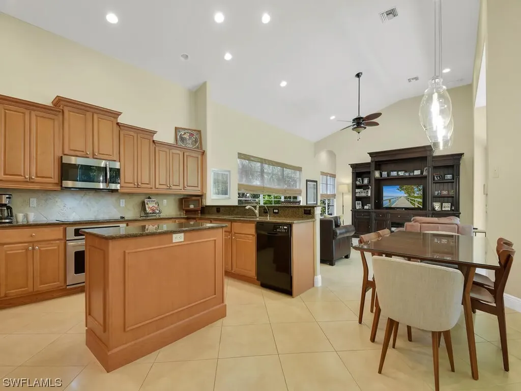 5791 Napa Woods Way Naples FL 34116