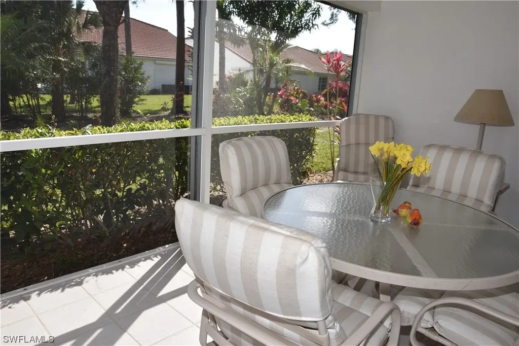327 Melrose Place Naples FL 34104