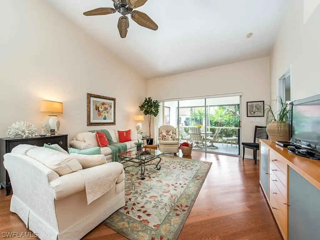 327 Melrose Place Naples FL 34104
