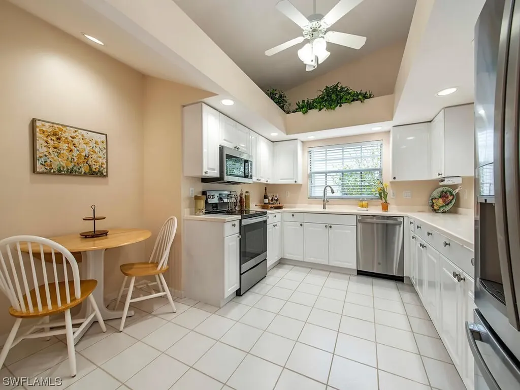 327 Melrose Place Naples FL 34104