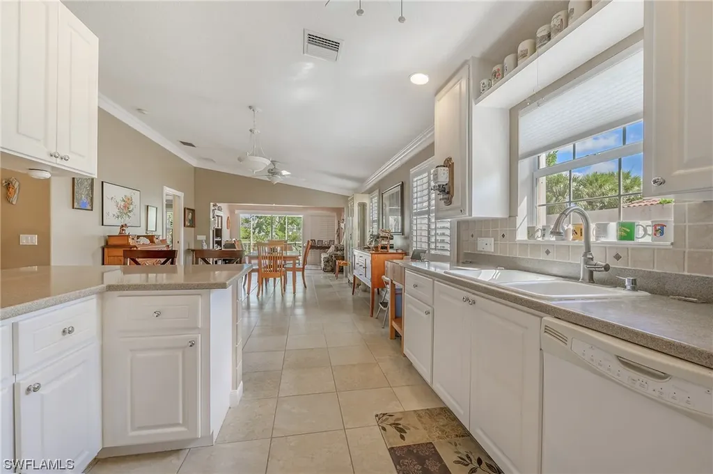 15362 Queen Angel Way Bonita Springs FL 34135