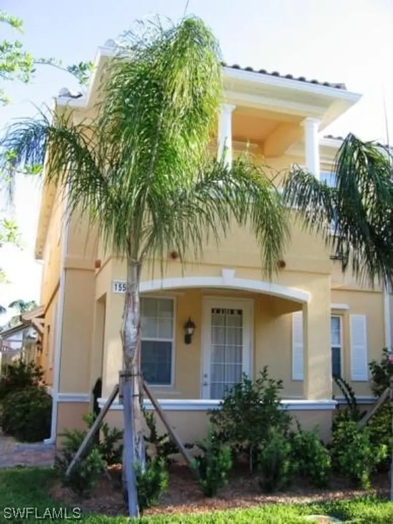 Bonita Springs FL, 15578 Latitude Drive