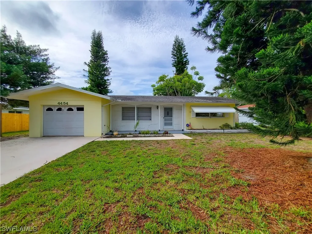 4454 19th Place SW Naples FL 34116