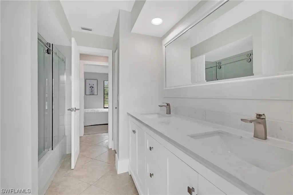 290 23rd Street SW Naples FL 34117