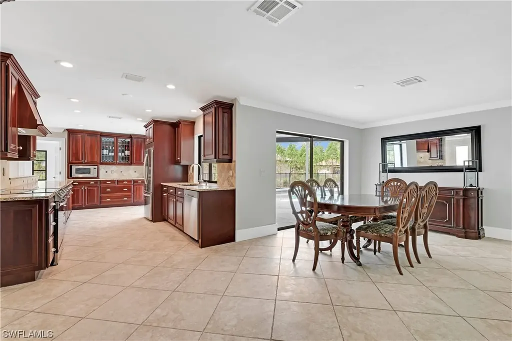 290 23rd Street SW Naples FL 34117