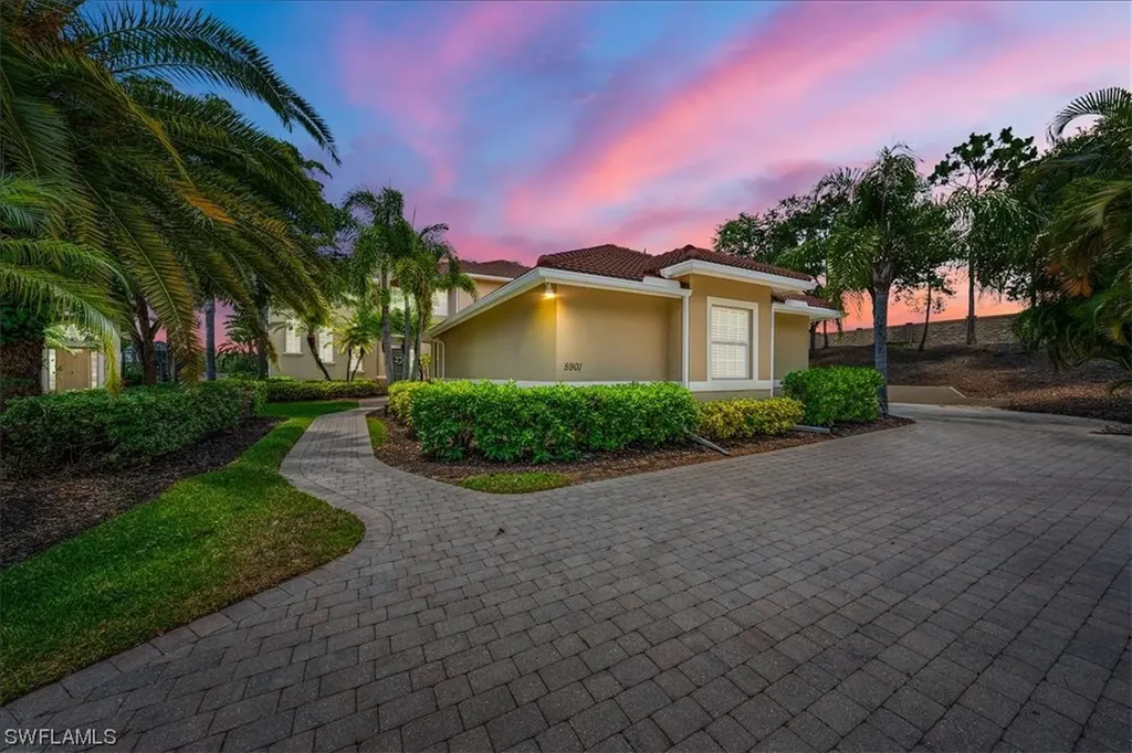 5901 Paradise Circle Naples FL 34110