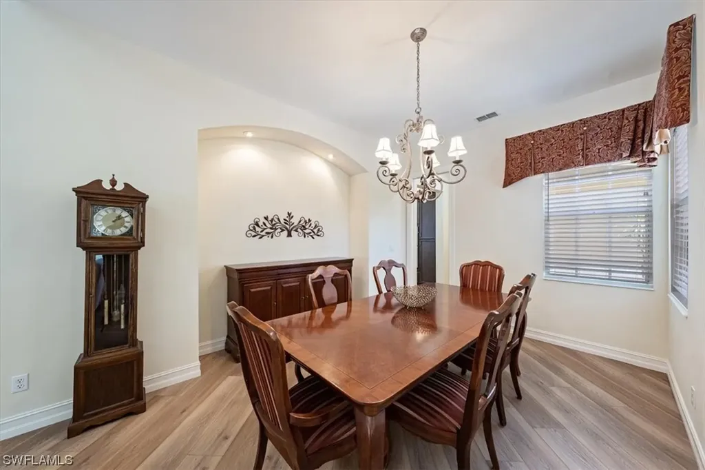 5901 Paradise Circle Naples FL 34110