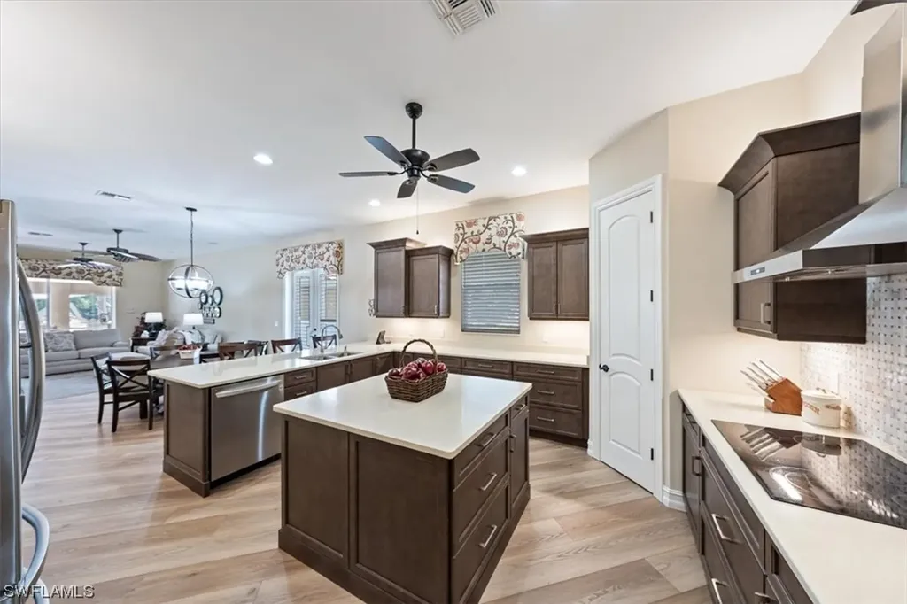 5901 Paradise Circle Naples FL 34110