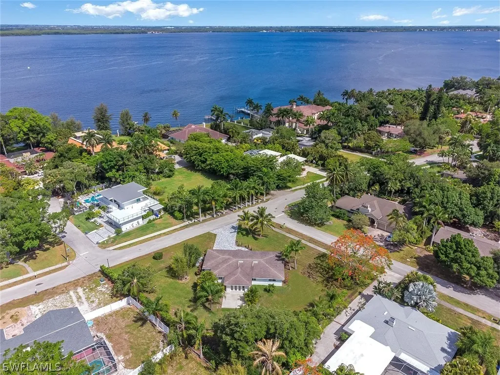 1210 Sunbury Drive Fort Myers FL 33901