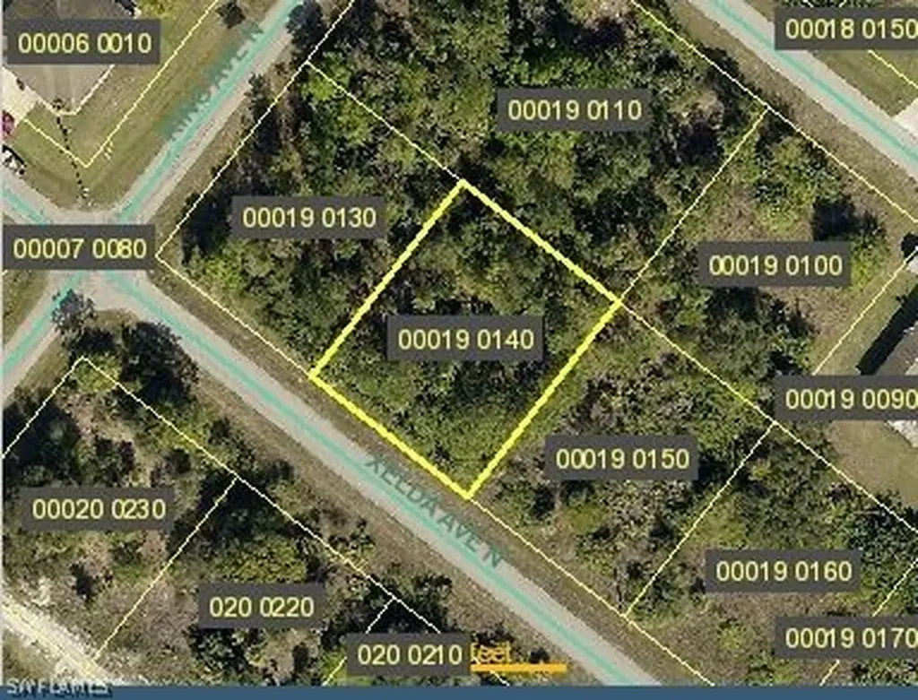 2042 Xelda Avenue N Lehigh Acres FL 33971