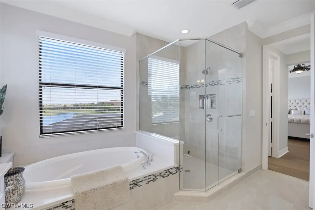 4173 Amelia Way Naples FL 34119