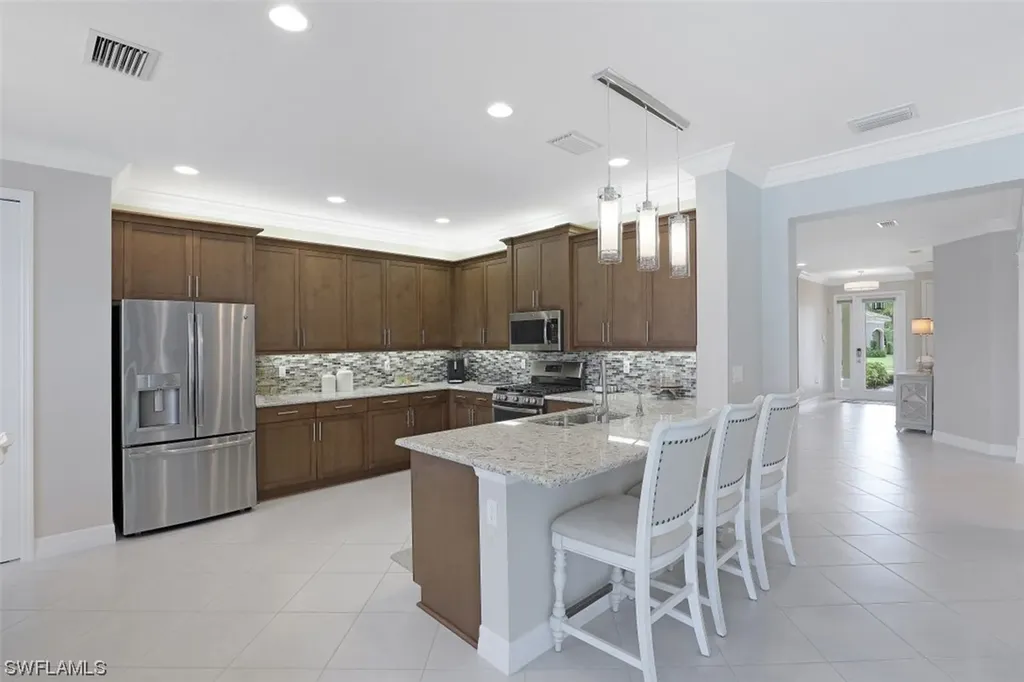4173 Amelia Way Naples FL 34119