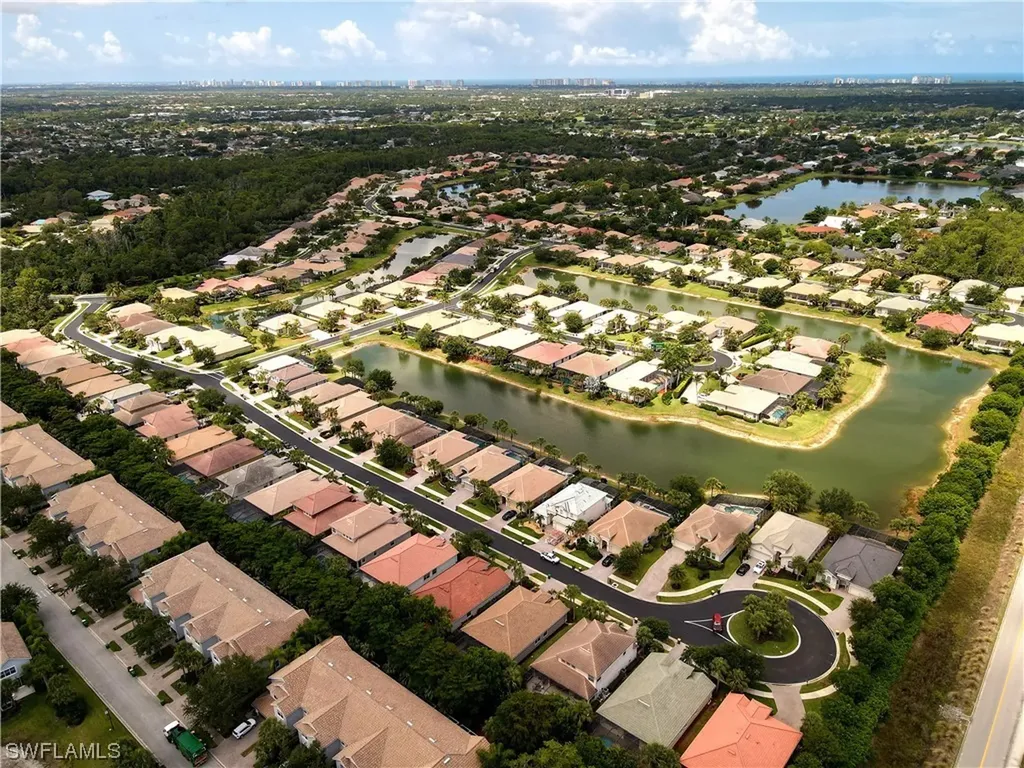 15904 Delaplata Lane Naples FL 34110