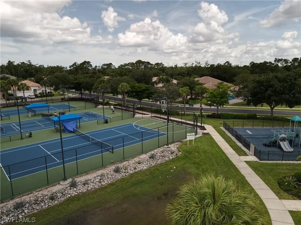 15904 Delaplata Lane Naples FL 34110