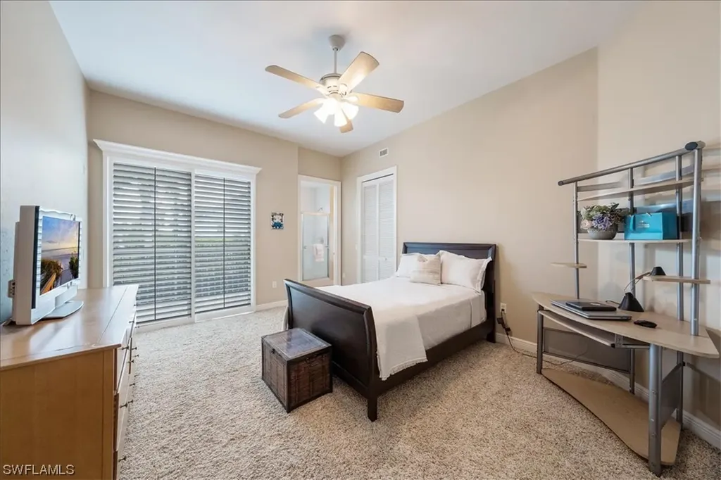 863 9th Avenue S Naples FL 34102