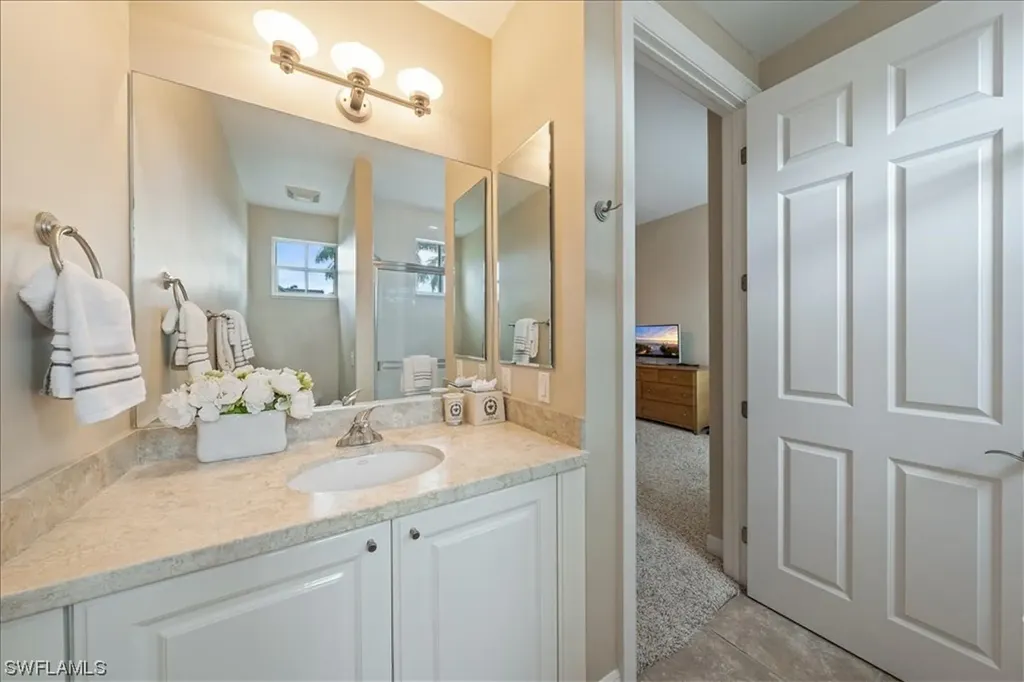 863 9th Avenue S Naples FL 34102