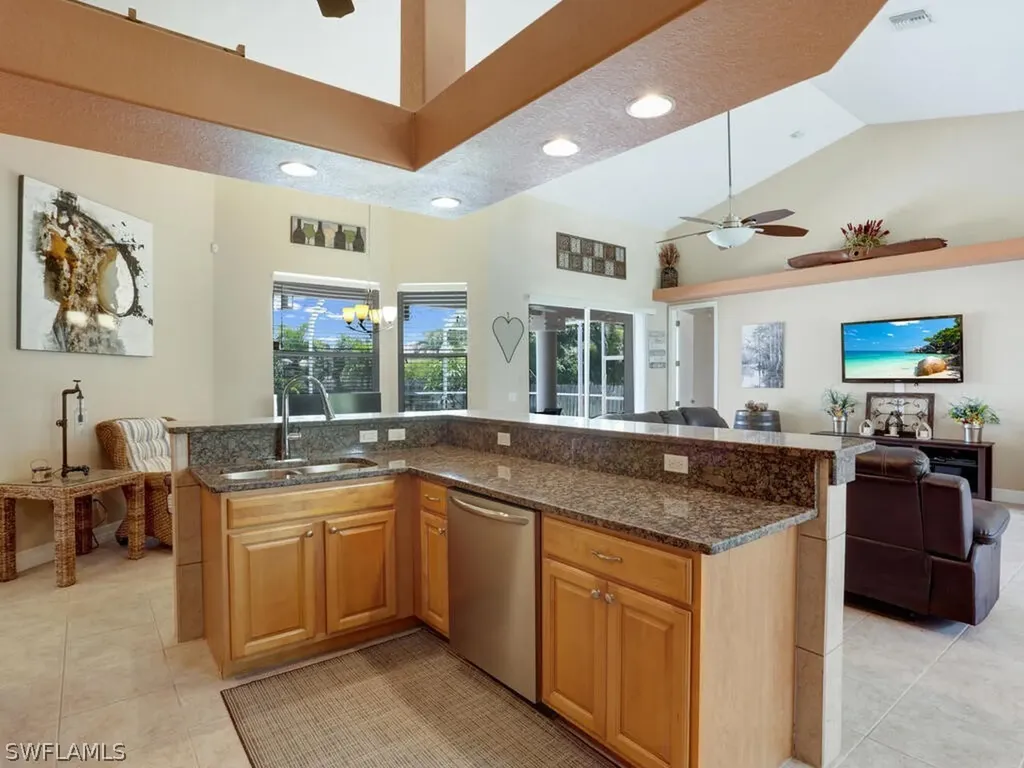 3801 SW 2nd Street Cape Coral FL 33991