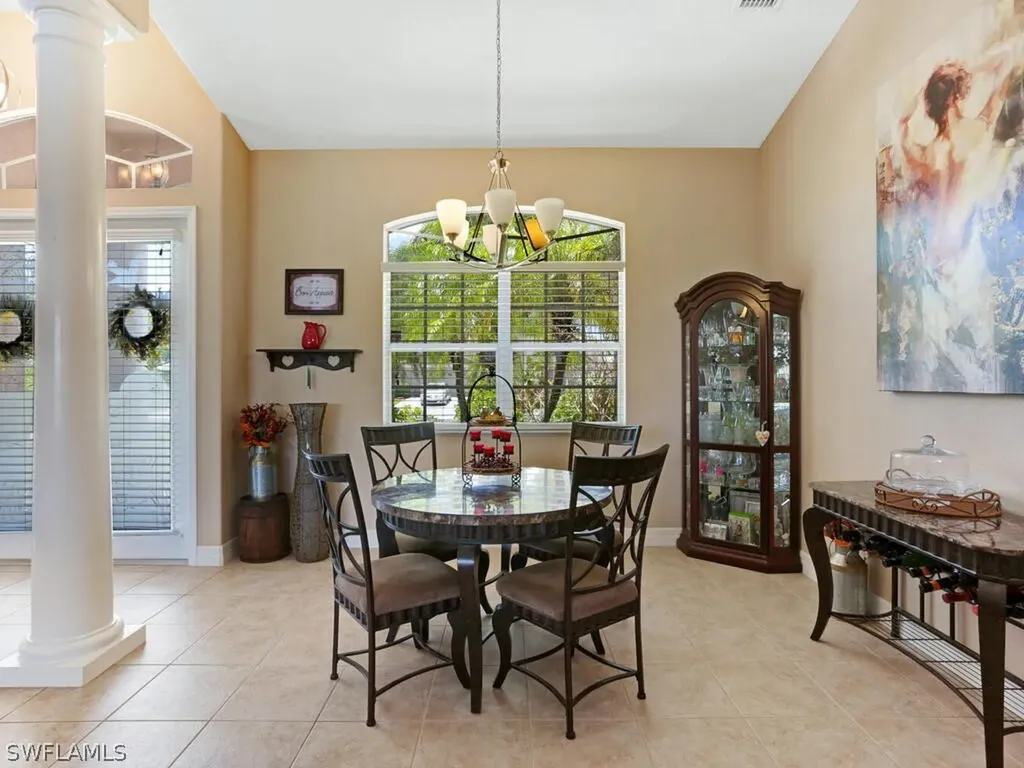 3801 SW 2nd Street Cape Coral FL 33991