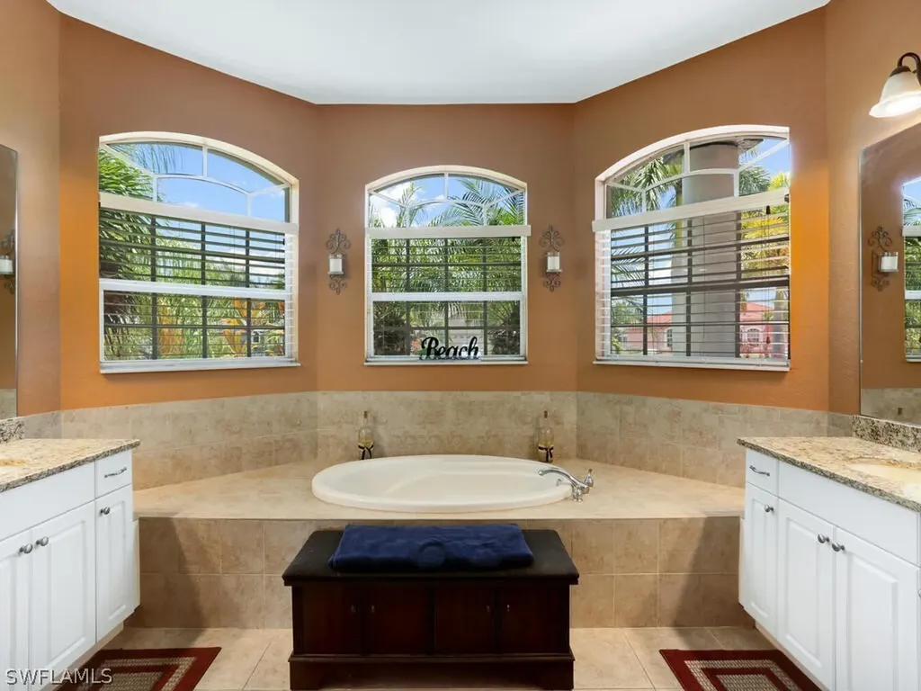 3801 SW 2nd Street Cape Coral FL 33991