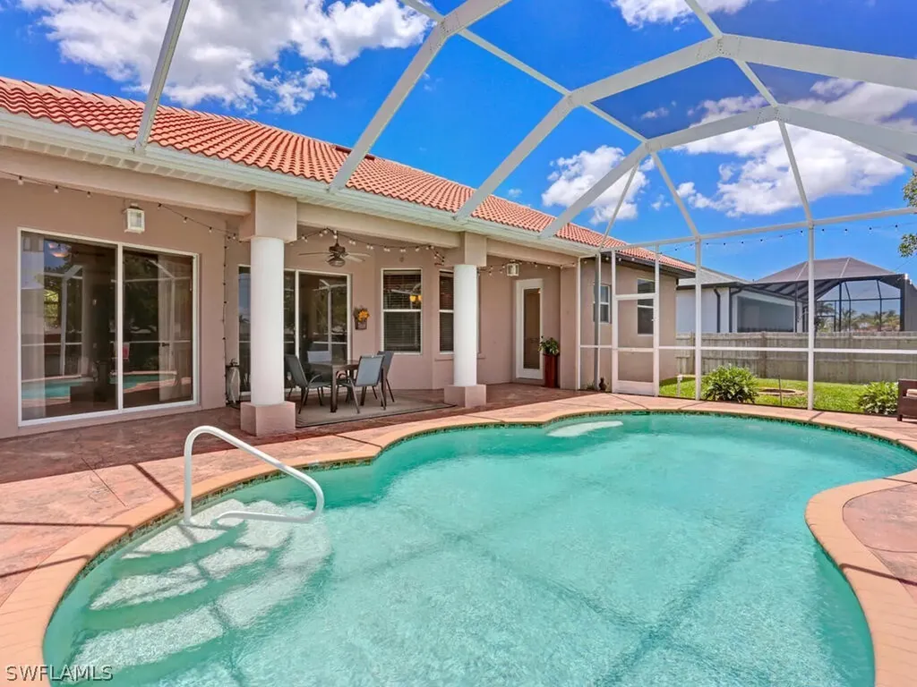 3801 SW 2nd Street Cape Coral FL 33991
