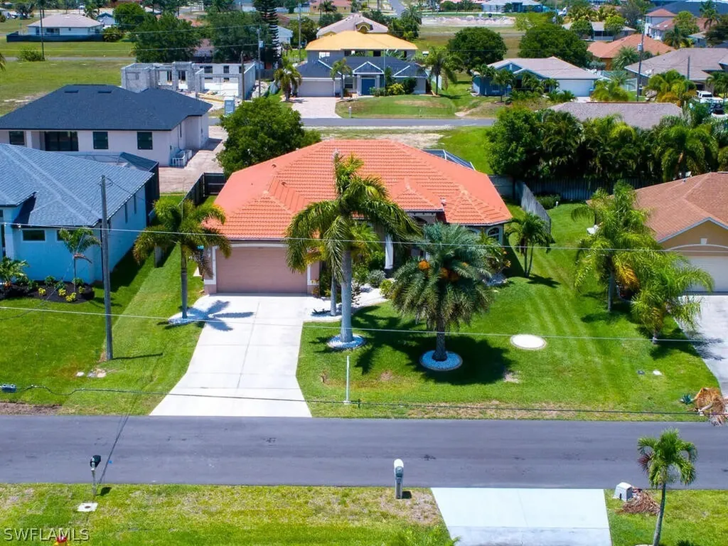 3801 SW 2nd Street Cape Coral FL 33991