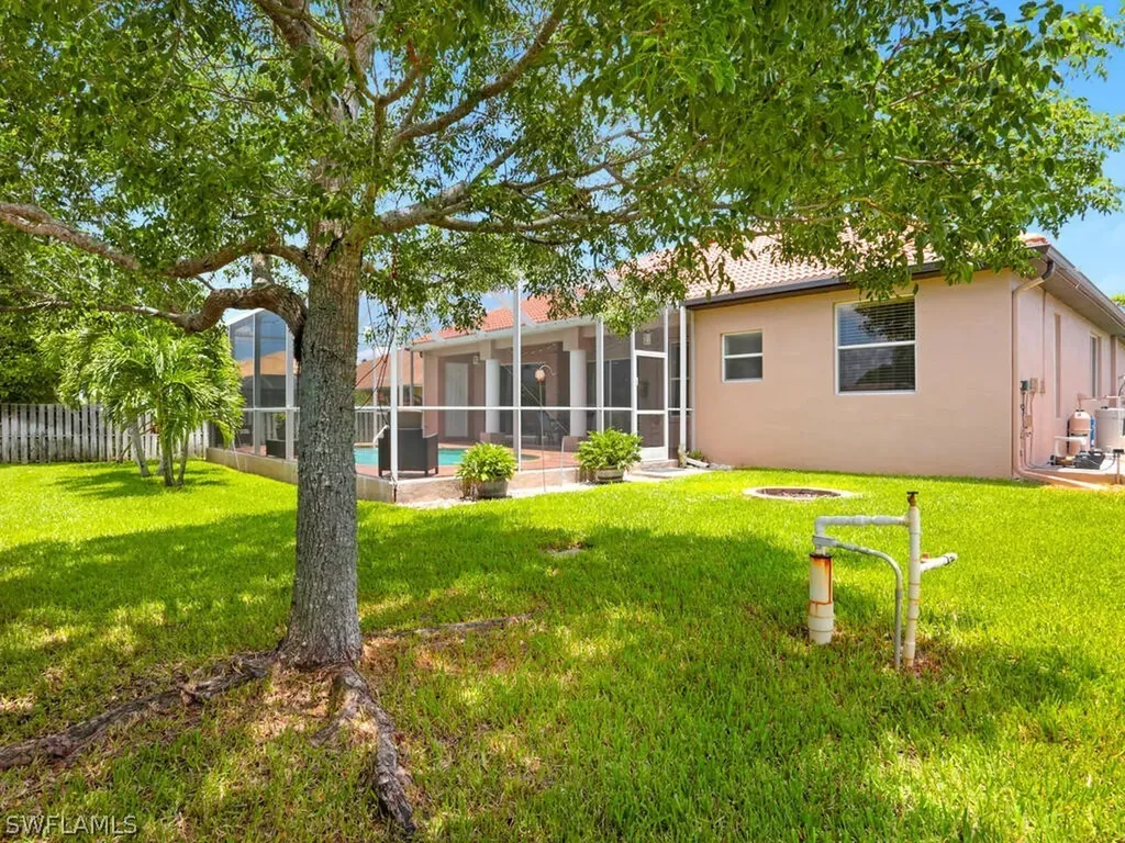 3801 SW 2nd Street Cape Coral FL 33991