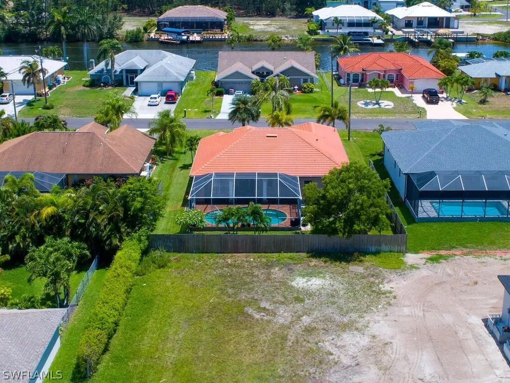 3801 SW 2nd Street Cape Coral FL 33991