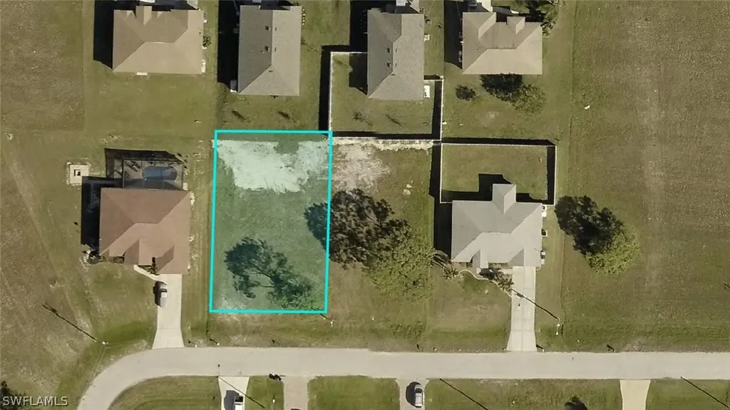 1727 NW 11th Terrace Cape Coral FL 33993