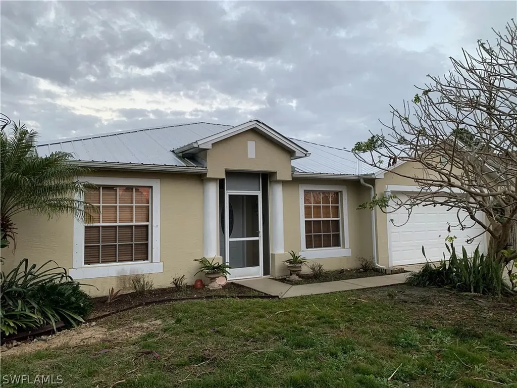 1404 Acacia Avenue Lehigh Acres FL 33972